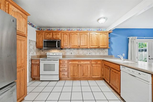 14345 Knolson Street, Livonia, MI 48154