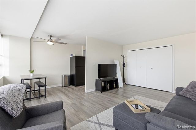 8900 E Jefferson Avenue 603, Detroit, MI 48214