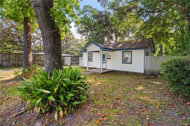 2115 Hoppin Street, Mobile, AL 36605