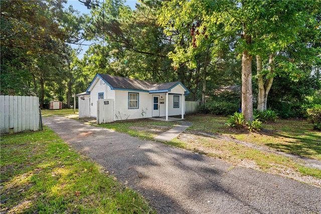 2115 Hoppin Street, Mobile, AL 36605