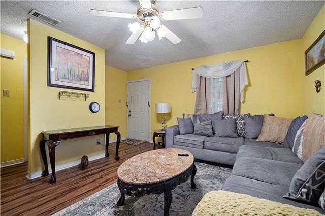 2115 Hoppin Street, Mobile, AL 36605