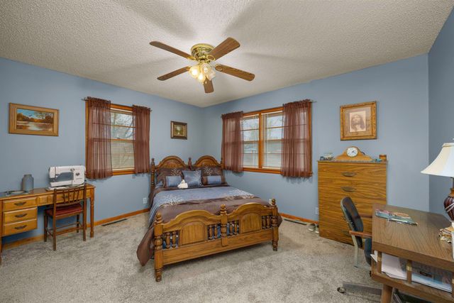 241 S Oak St, Howard, KS 67349