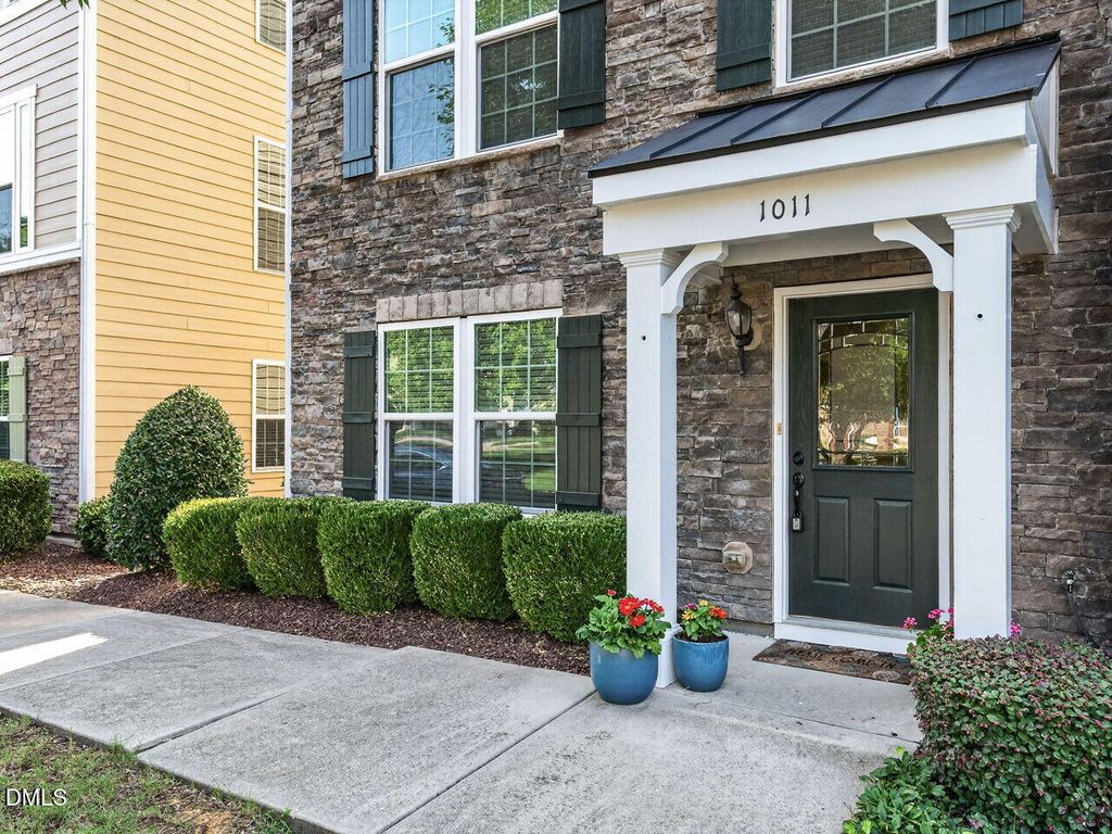 1011 Tender Drive, Apex, NC 27502