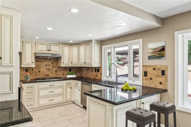24405 Paseo De Toronto, Yorba Linda, CA 92887