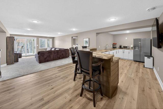 2908 Platinum Drive NE, Rochester, MN 55906