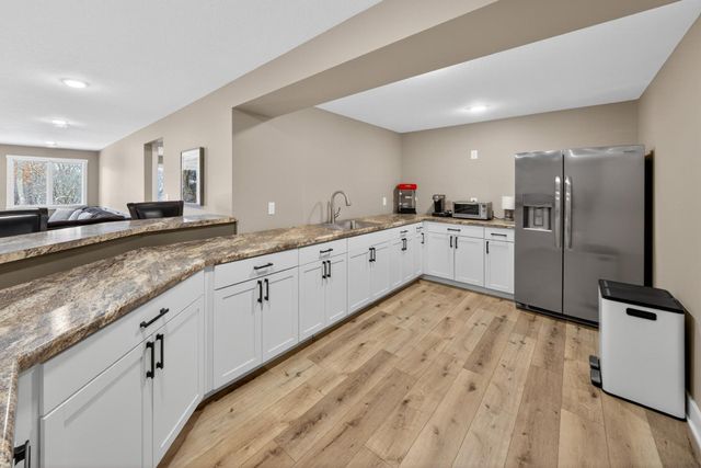 2908 Platinum Drive NE, Rochester, MN 55906