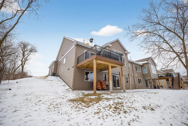 2908 Platinum Drive NE, Rochester, MN 55906