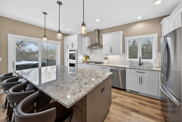 2908 Platinum Drive NE, Rochester, MN 55906