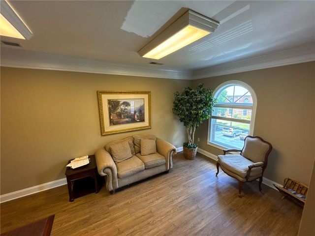 4080 Mcginnis Ferry Road 404, Alpharetta, GA 30005