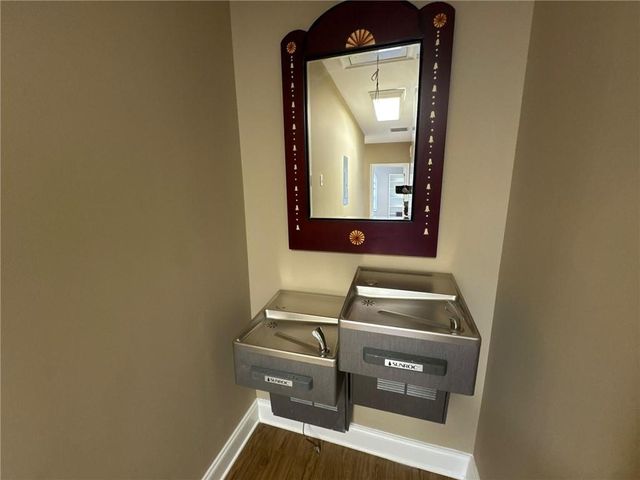 4080 Mcginnis Ferry Road 404, Alpharetta, GA 30005