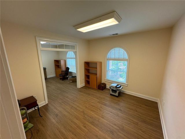 4080 Mcginnis Ferry Road 404, Alpharetta, GA 30005