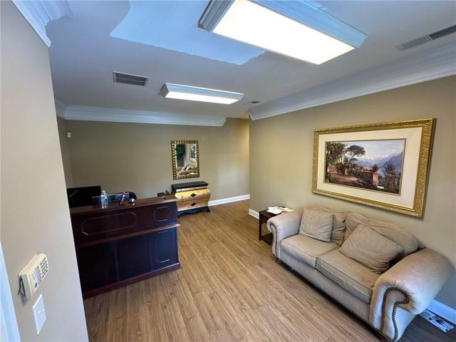 4080 Mcginnis Ferry Road 404, Alpharetta, GA 30005