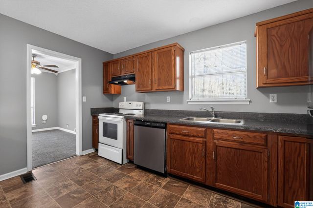 441 BELLEHURST DRIVE, Birmingham, AL 35215