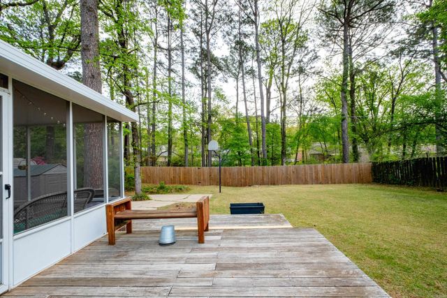 2204 Clapboard Hill Road, Little Rock, AR 72227