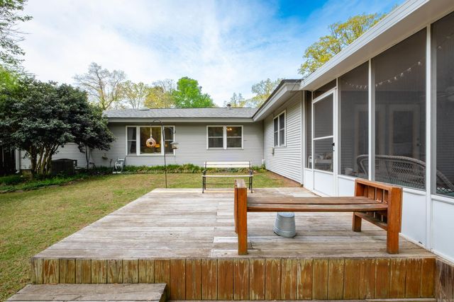 2204 Clapboard Hill Road, Little Rock, AR 72227