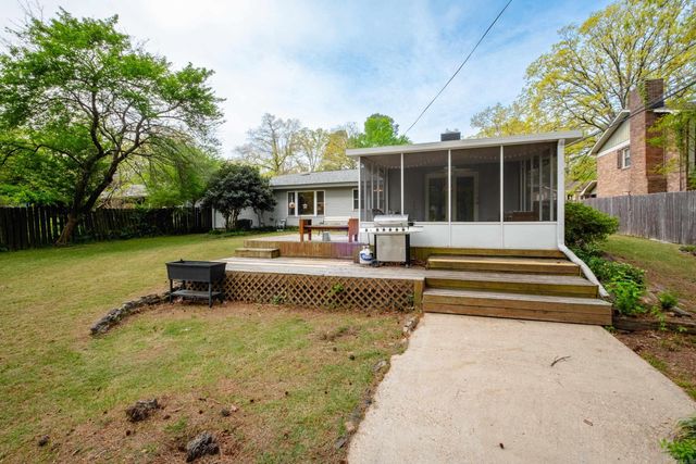 2204 Clapboard Hill Road, Little Rock, AR 72227