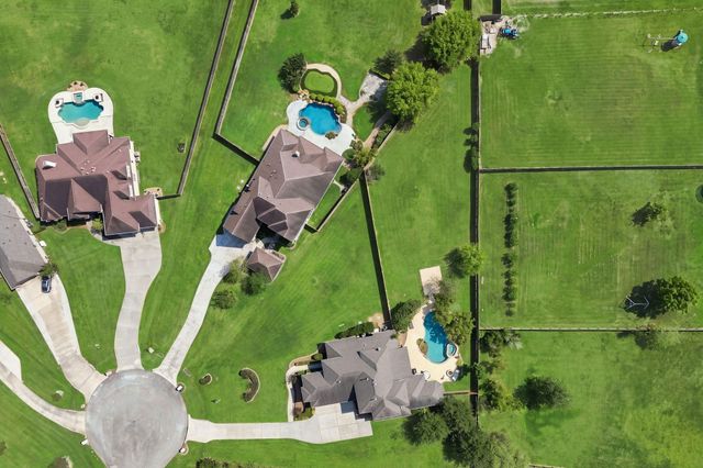 18807 Serene Water Court, Montgomery, TX 77356