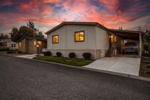 1001 SE 15th Street 110, Bend, OR 97702