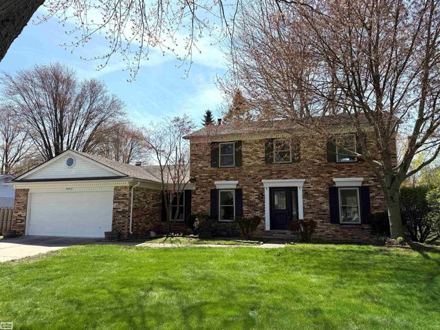 34518 Shorewood Street, Chesterfield Twp, MI 48047