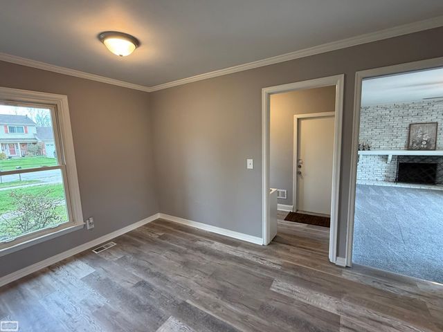 34518 Shorewood Street, Chesterfield Twp, MI 48047