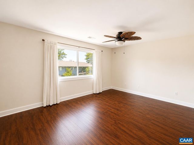 128 HARVEST DR, Charlottesville, VA 22903