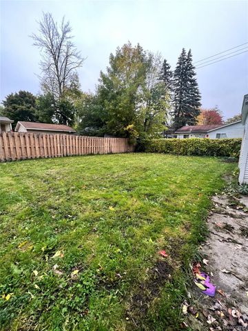 1720 N Oakley Street, Saginaw, MI 48602