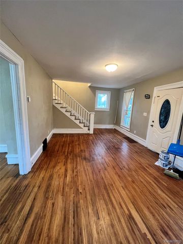 1720 N Oakley Street, Saginaw, MI 48602