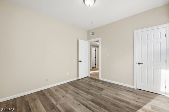 38 Mapes Ave, Newark City, NJ 07112