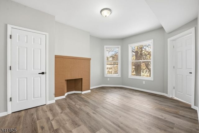 38 Mapes Ave, Newark City, NJ 07112