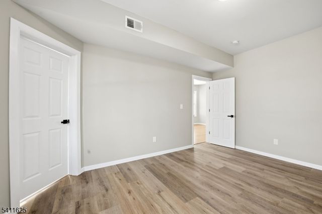 38 Mapes Ave, Newark City, NJ 07112