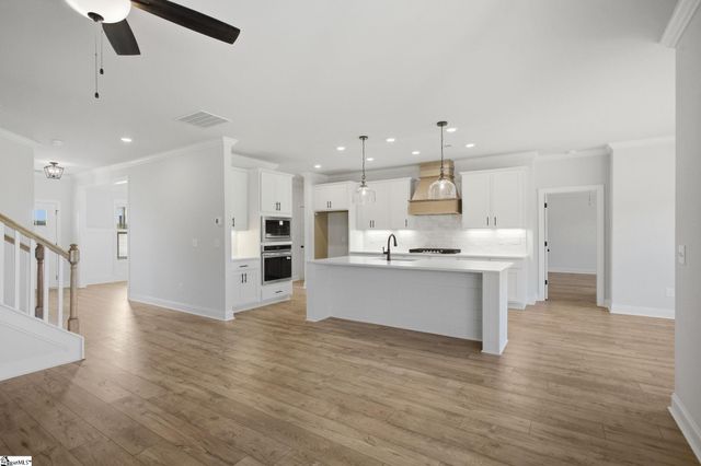 93 Boggs Road, Pelzer, SC 29669