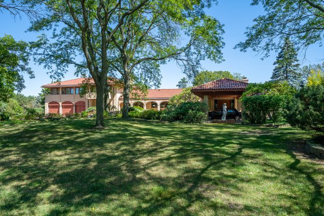 600 Mallard Lane, Oak Brook, IL 60523