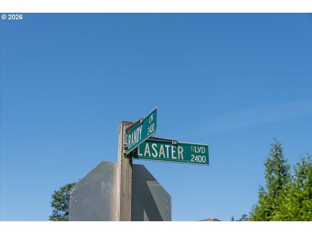 Lasater Blvd 57, Eugene, OR 97405