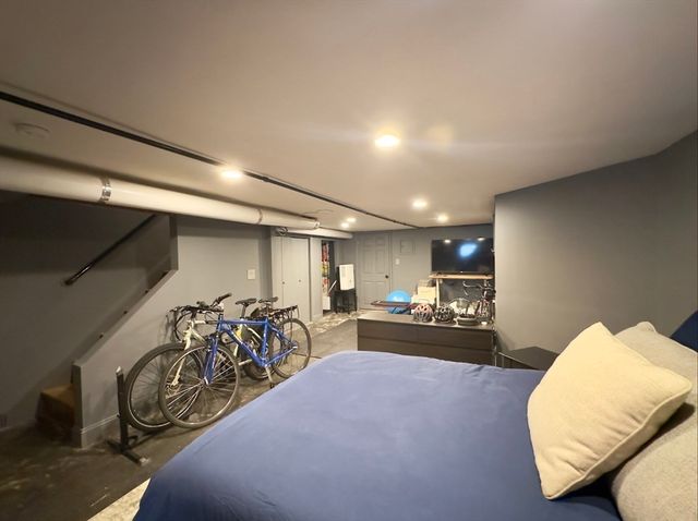 85 Winthrop St 85, Medford, MA 02155