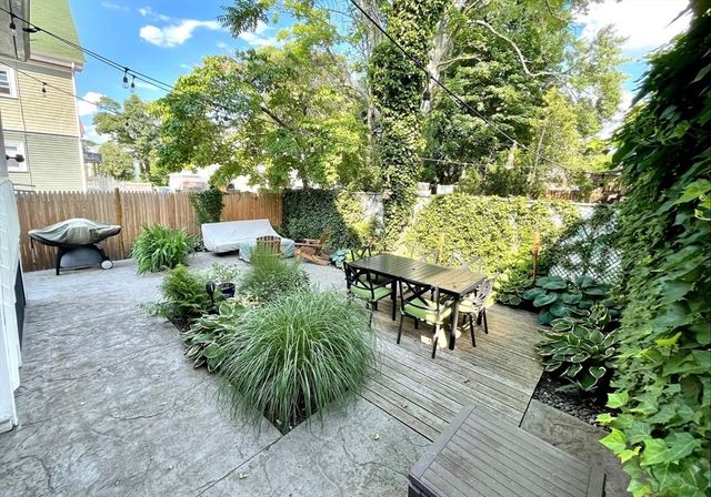 85 Winthrop St 85, Medford, MA 02155