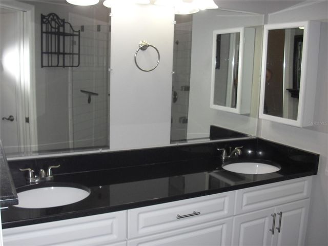 1113 BLOOM HILL AVENUE, Valrico, FL 33596