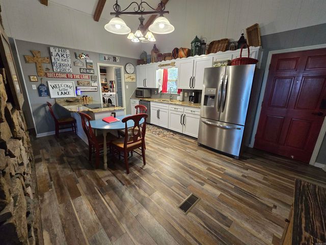 3416 Lake cliff, Higden, AR 72067