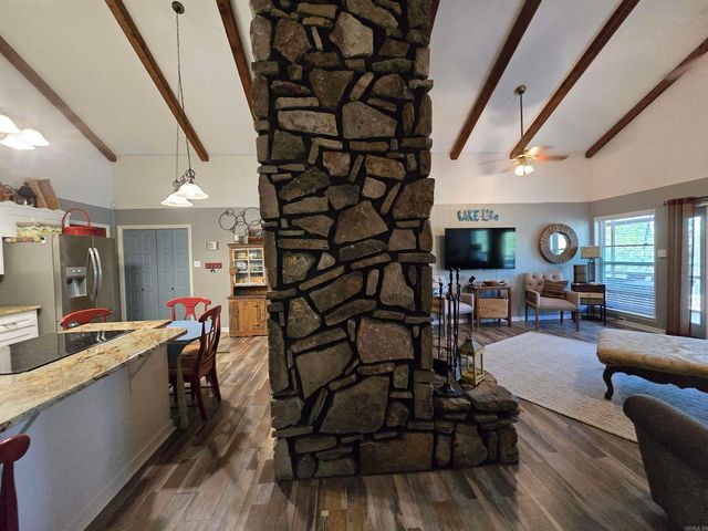 3416 Lake cliff, Higden, AR 72067