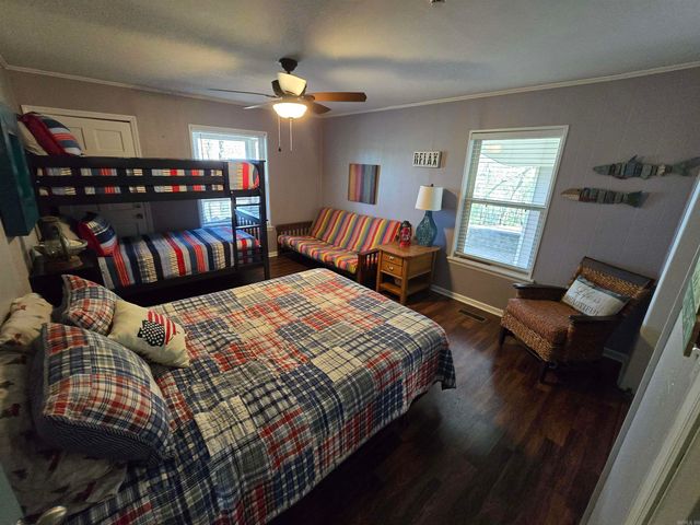3416 Lake cliff, Higden, AR 72067