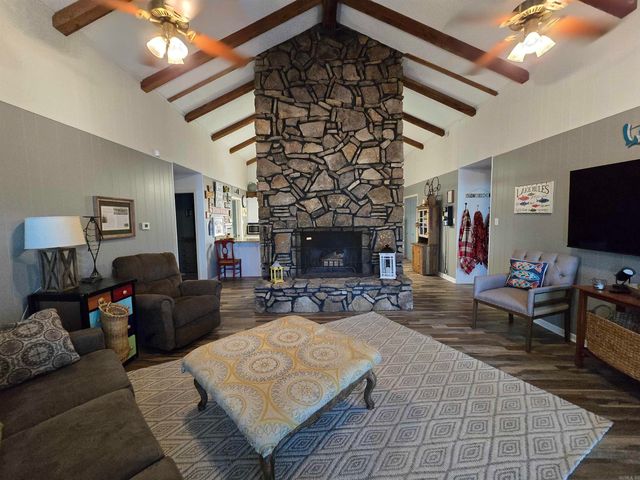 3416 Lake cliff, Higden, AR 72067