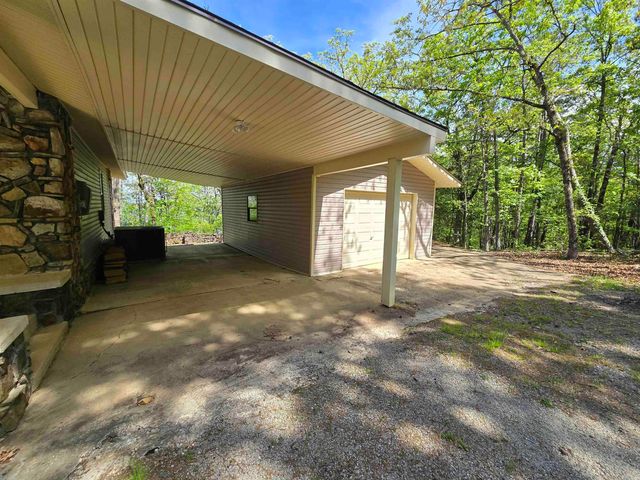 3416 Lake cliff, Higden, AR 72067
