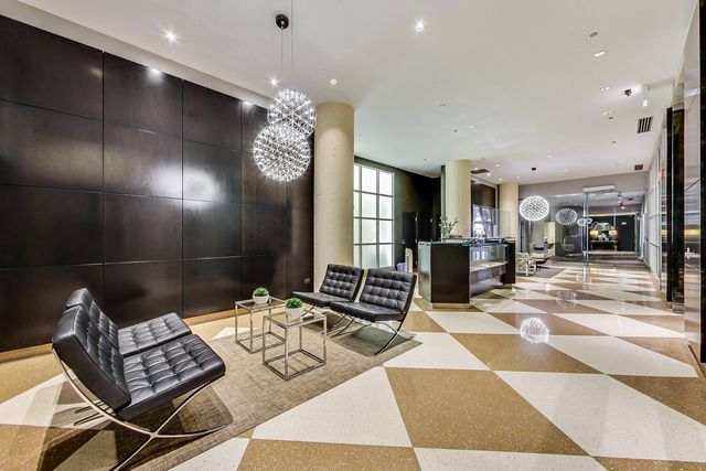 900 N Kingsbury Street 1025, Chicago, IL 60610