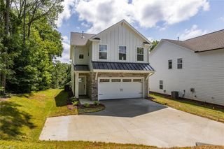 1519 S Broad Street 1014, Winston-salem, NC 27127