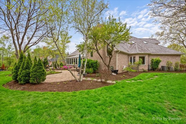 5 Brittany Lane, Lincolnshire, IL 60069