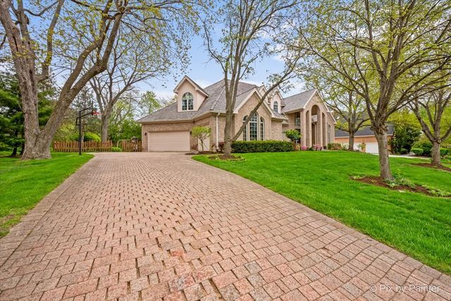 5 Brittany Lane, Lincolnshire, IL 60069