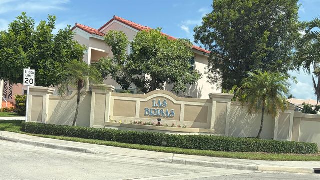 3130 Sunset Circle, Margate, FL 33063