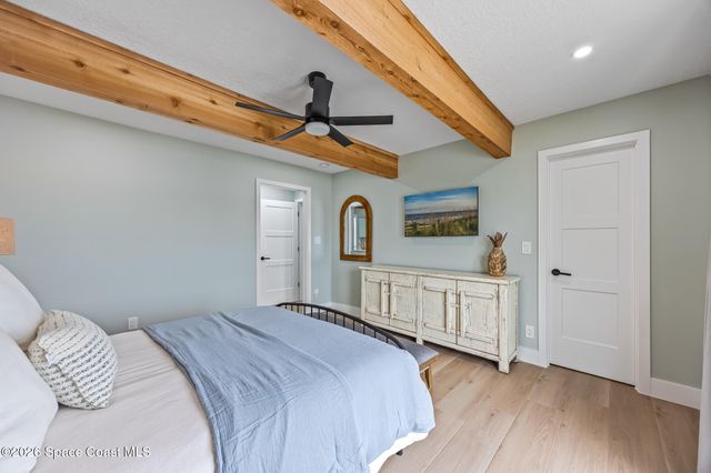 17 Vip Island A, Grant, FL 32949