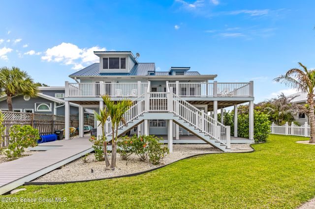 17 Vip Island A, Grant, FL 32949