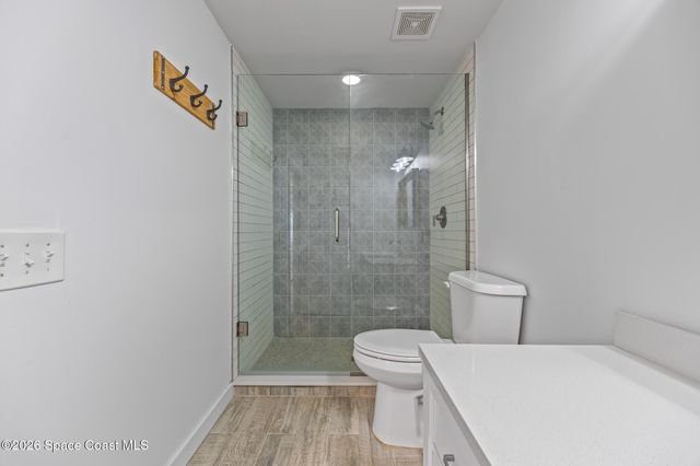 17 Vip Island A, Grant, FL 32949