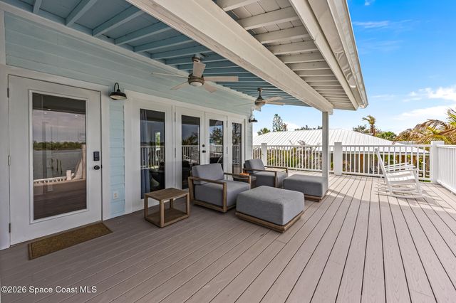 17 Vip Island A, Grant, FL 32949